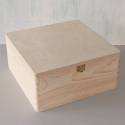 Pine Box with ply top and base with clasp ex. large