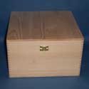 Pine box with clasp maxi